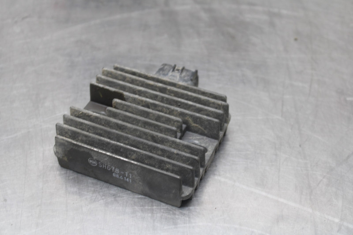 08-16 YAMAHA YZF R6 RECTIFIER VOLTAGE REGULATOR BB798