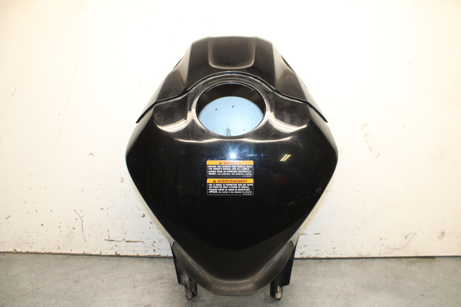 19-24 YAMAHA R3 GAS TANK FUEL CELL COVER FAIRING COWL BB736