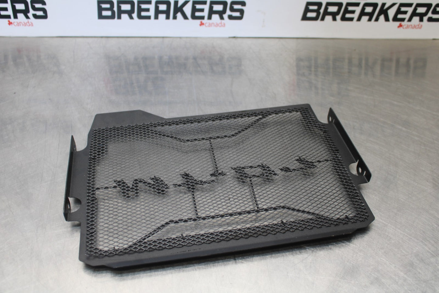 23-24 YAMAHA MT-07 ENGINE RADIATOR COVER GUARD BB194