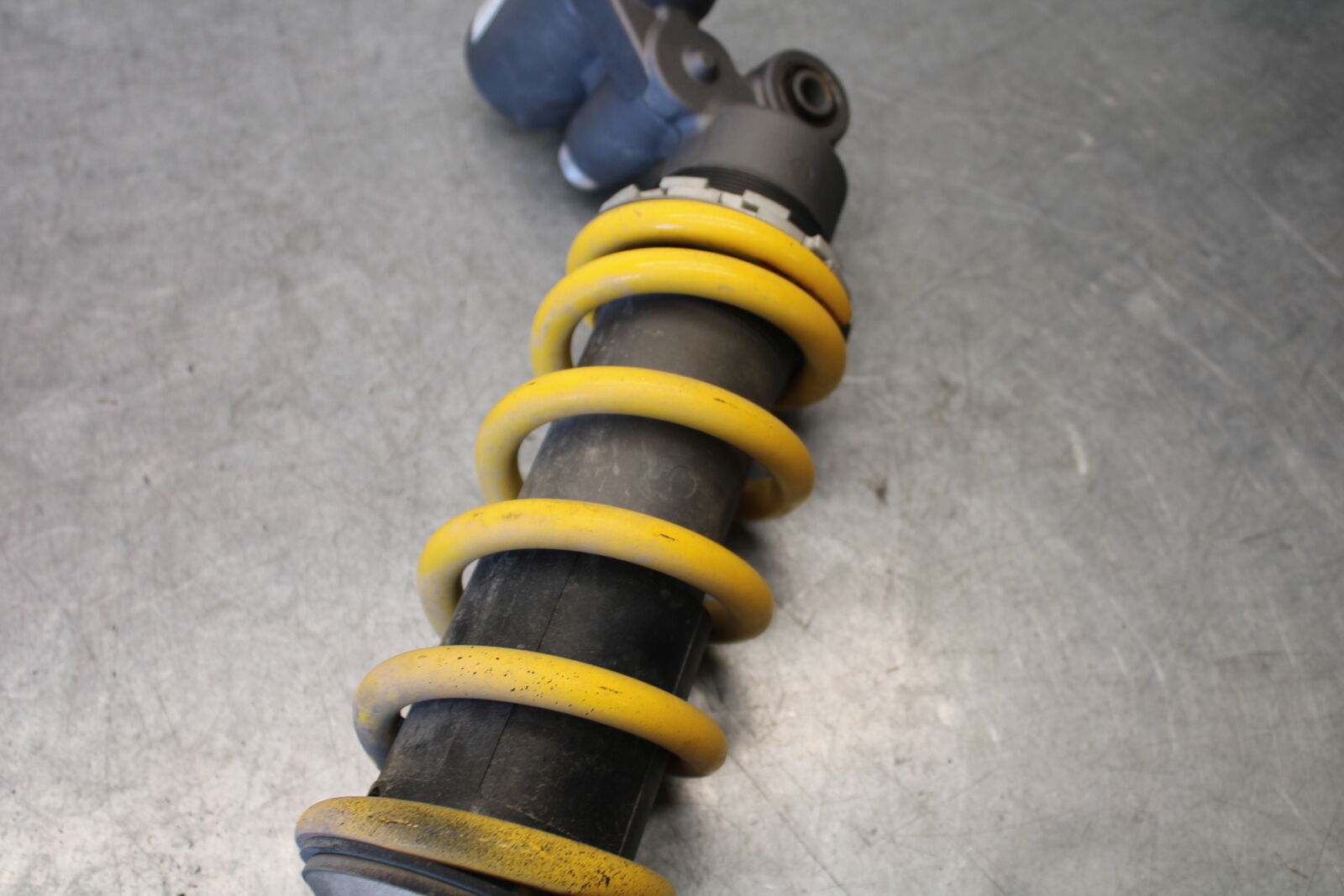 05-06 SUZUKI GSXR1000 REAR BACK SHOCK ABSORBER SUSPENSION 62100-41G00-163 BB663