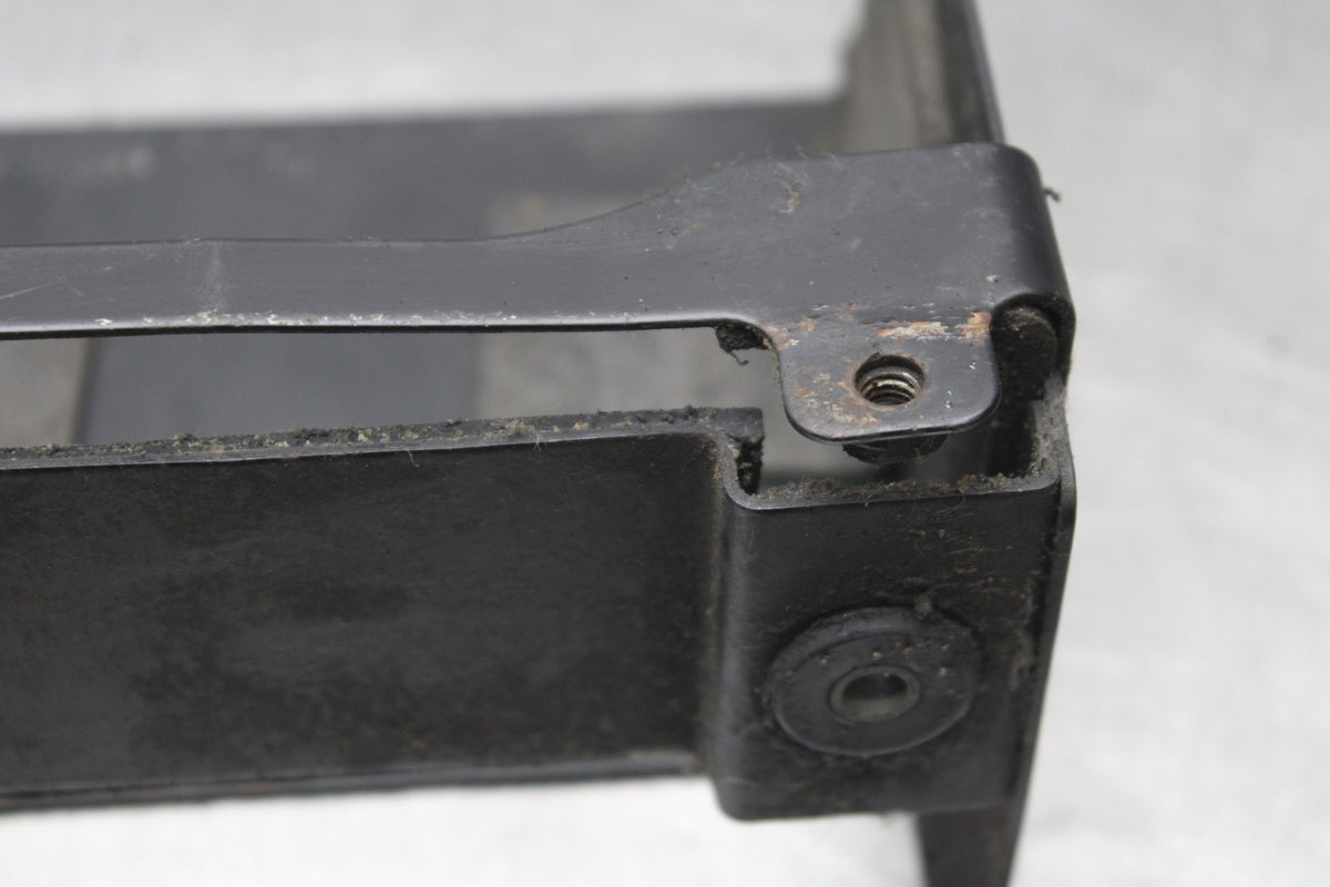 2006 Suzuki Boulevard C90 BATTERY TRAY BOX HOLDER BB849