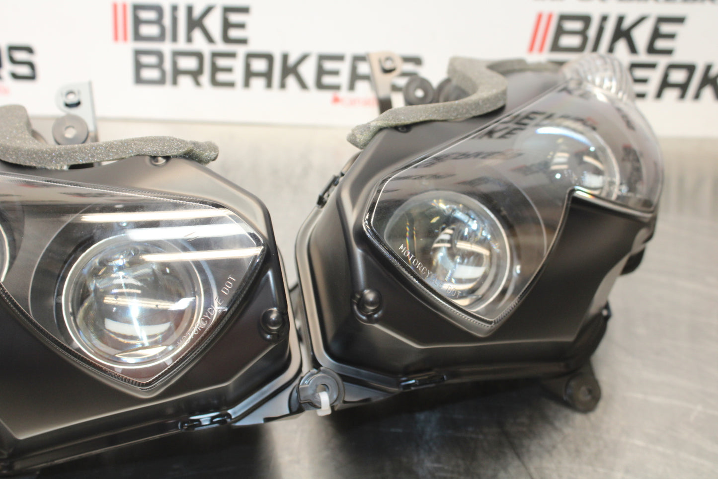 23-24 KAWASAKI NINJA ZX14R  NEW!! FRONT HEADLIGHT HEAD LIGHT LAMP BB169