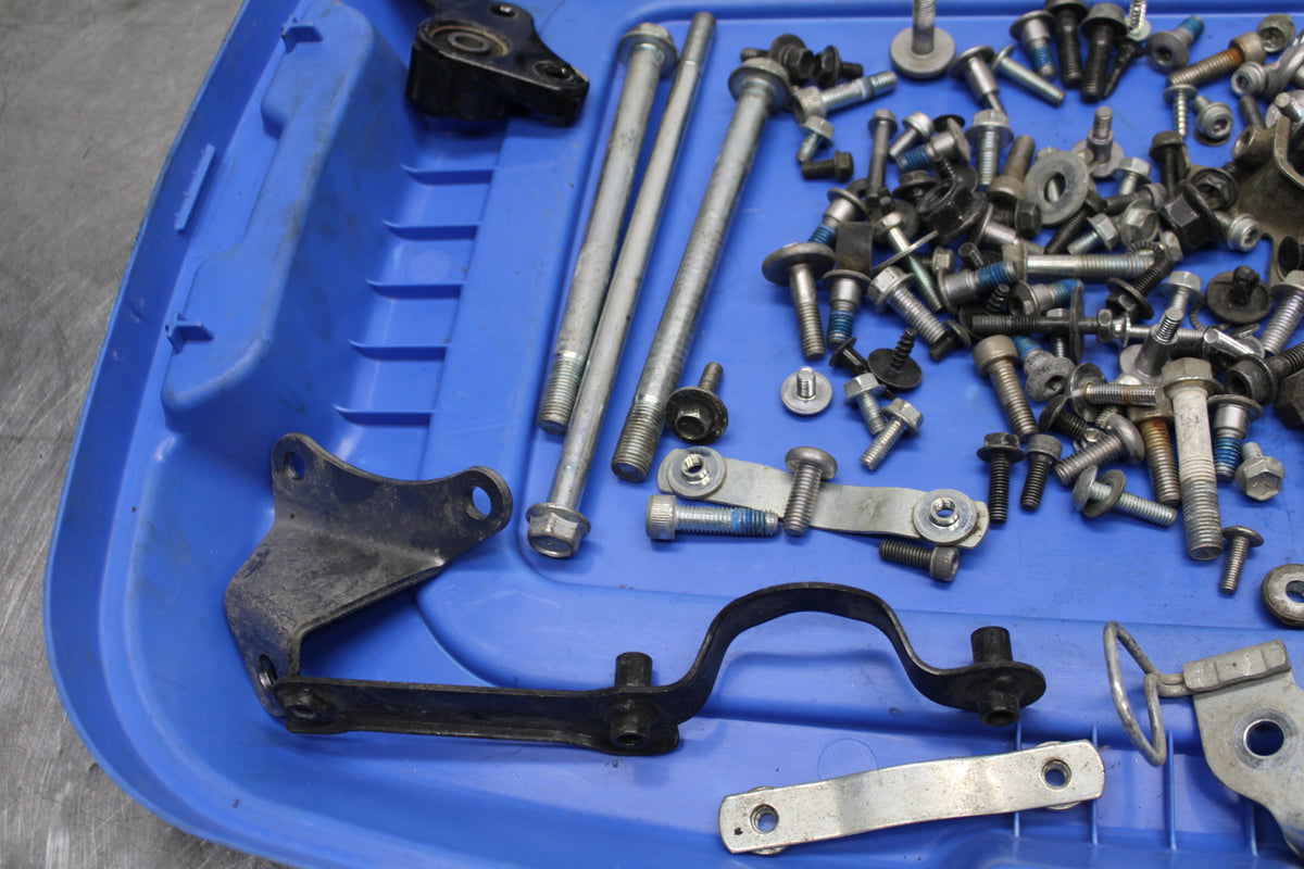 13-16 SUZUKI BANDIT 1250S ABS MOUNTING BOLTS HARDWARE MOTOR SCREWS BB134