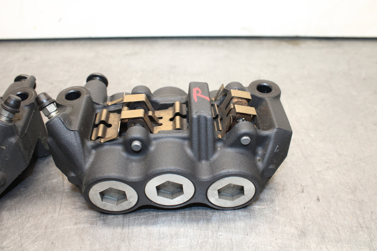 09-14 YAMAHA YZF R1 RIGHT LEFT FRONT BRAKE CALIPER SET PAIR CALIPERS BB118