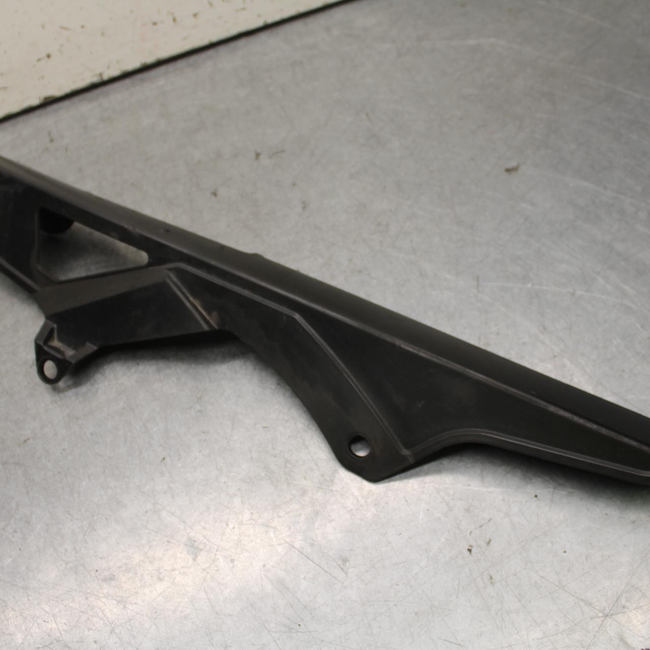 06-07 SUZUKI GSXR750 REAR BACK DRIVE CHAIN GUARD COVER SHIELD BB645