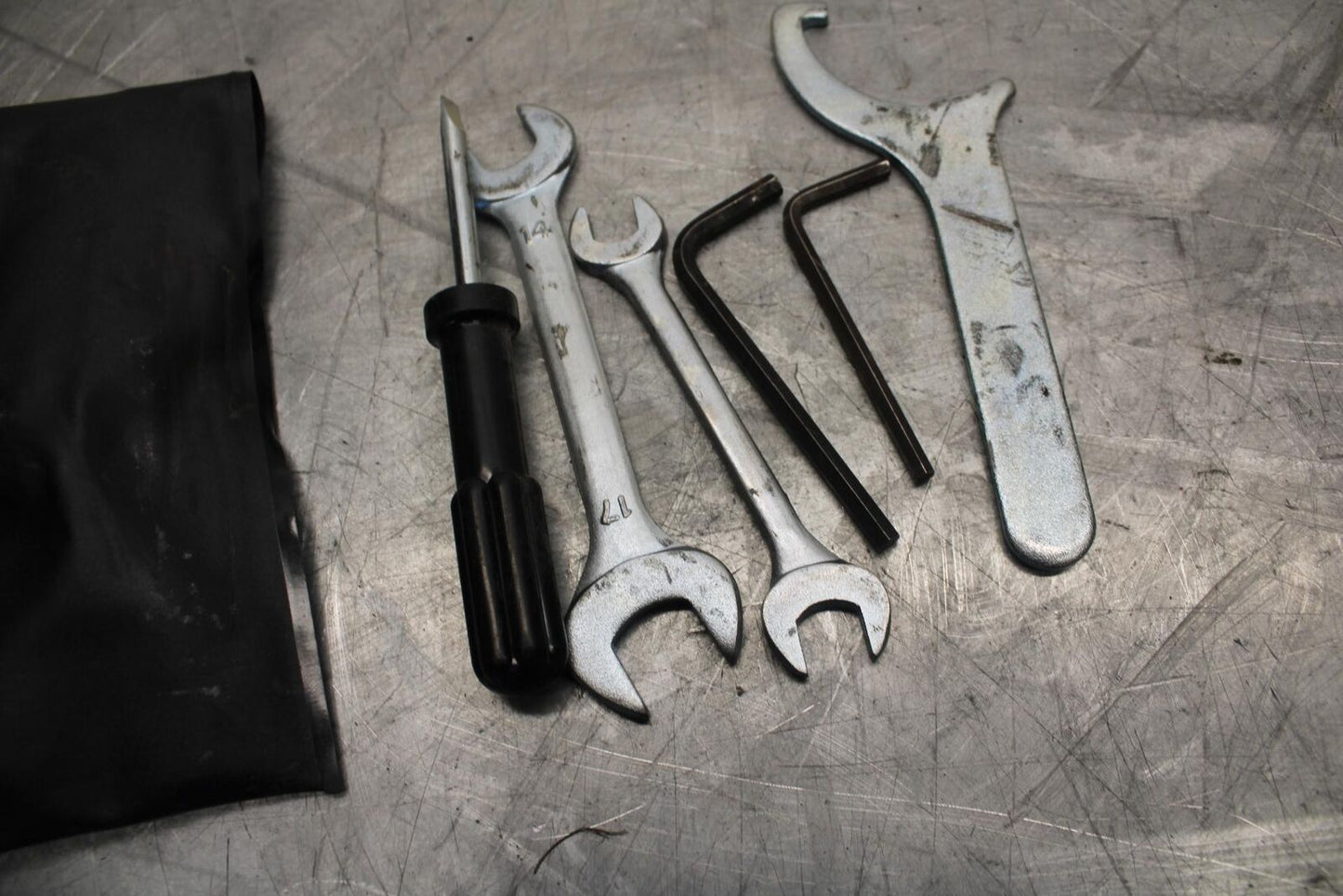 2017 Suzuki SV650 SV650AL7 ABS STOCK TOOLS OEM TOOL BAG KIT SET BB512