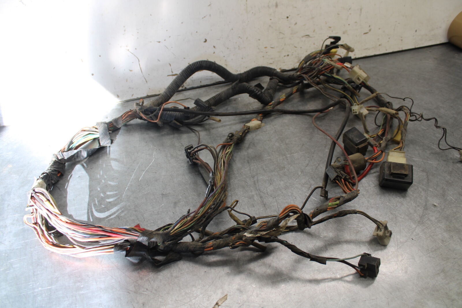 85-86 SUZUKI MADURA 1200 MAIN ENGINE WIRING HARNESS MOTOR WIRE LOOM BB691
