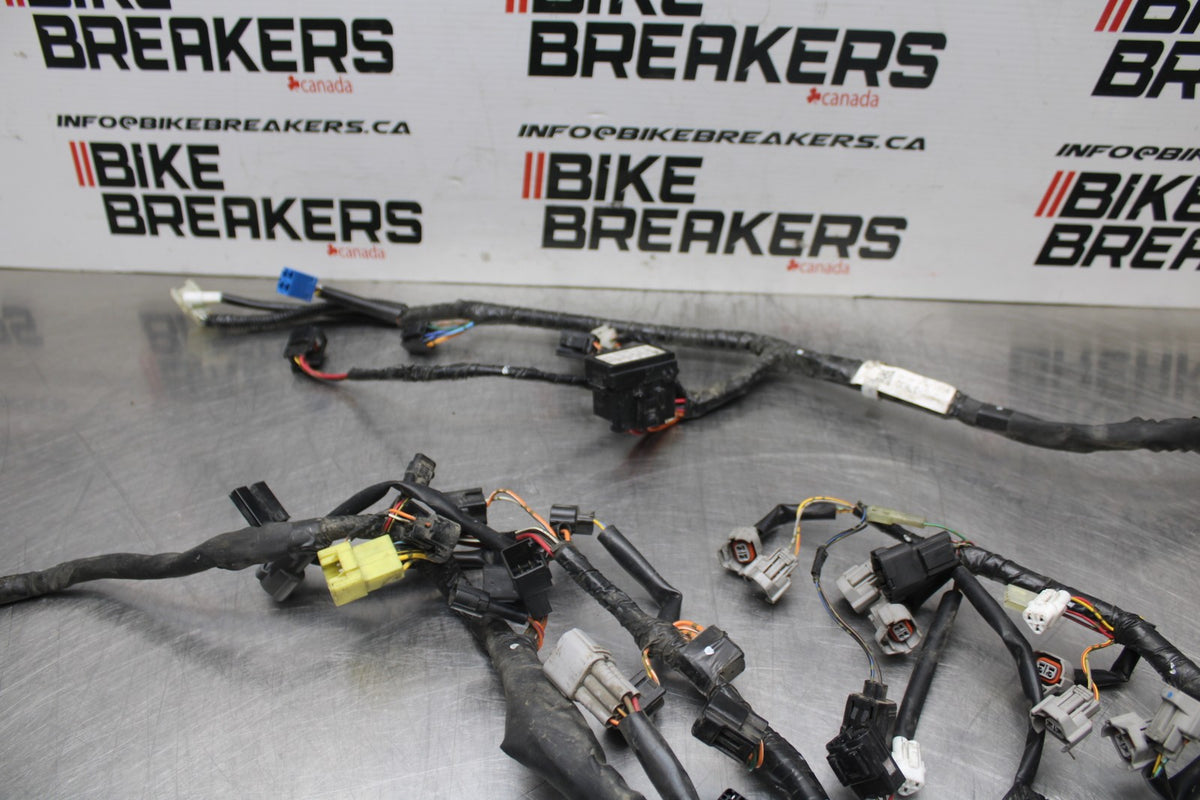 08-10 SUZUKI GSXR 600 MAIN ENGINE WIRING HARNESS MOTOR WIRE LOOM BB803