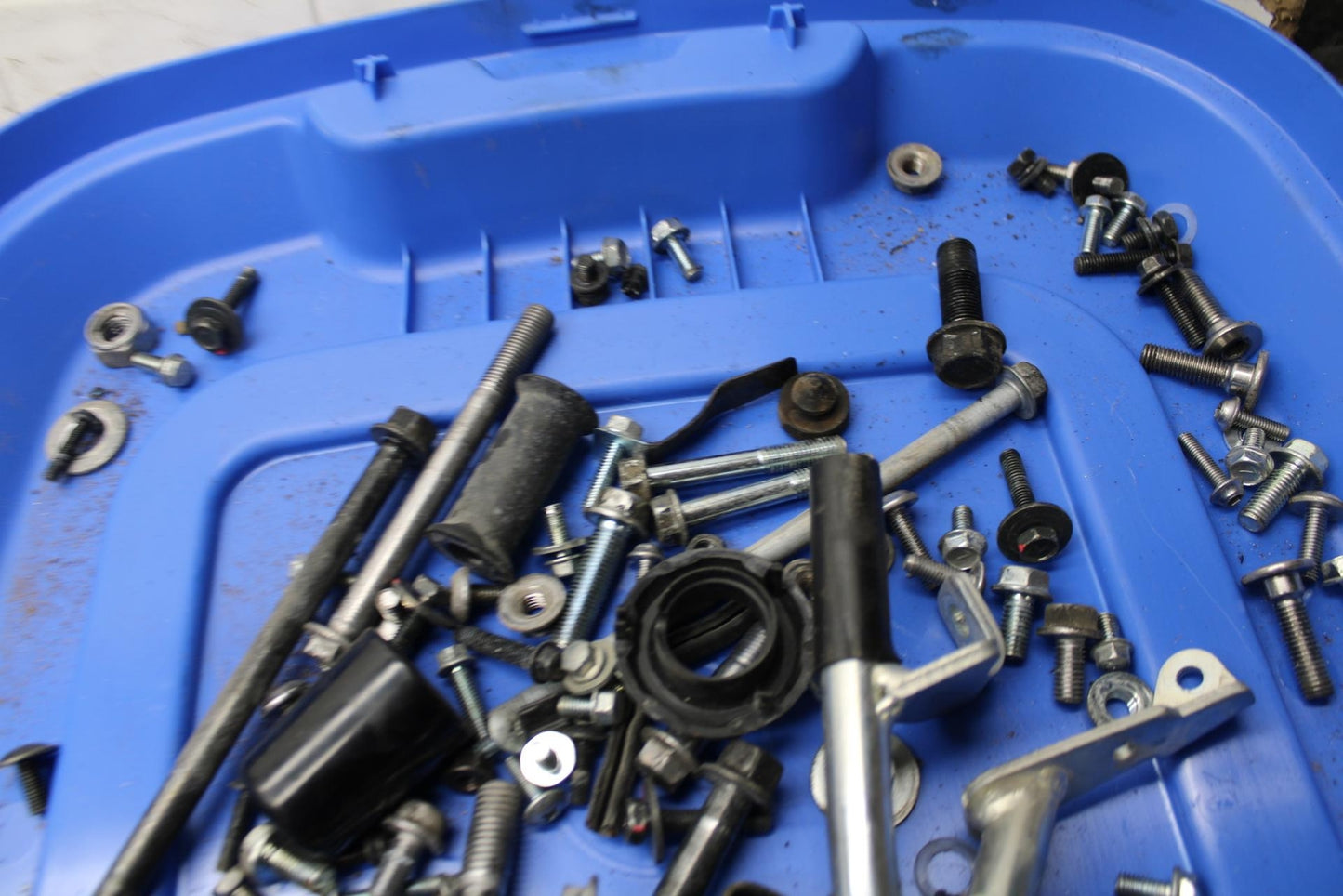 12-17 KAWASAKI NINJA 650 ENGINE MOUNTING BOLTS HARDWARE MOTOR SCREWS BB470