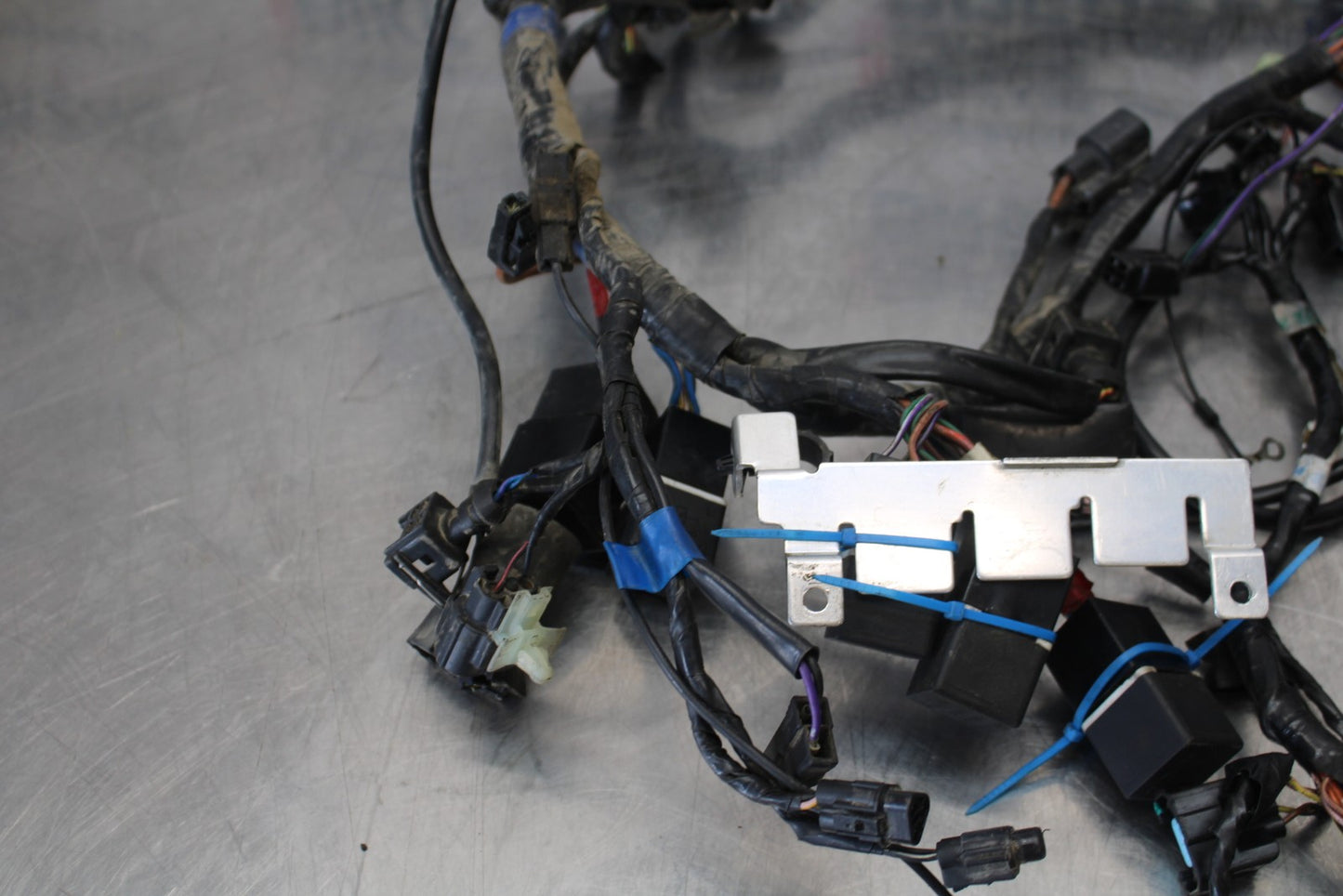 05 TRIUMPH ROCKET III MAIN ENGINE WIRING HARNESS MOTOR WIRE LOOM BB186