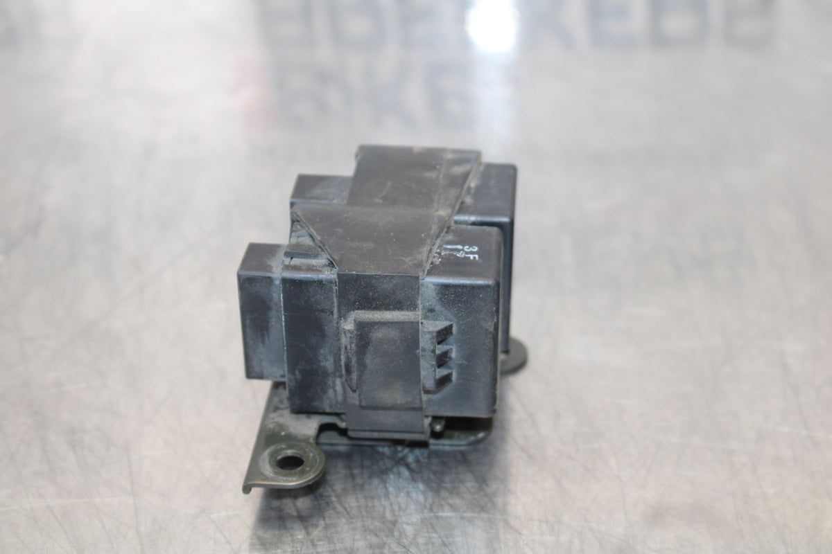 04 YAMAHA ROAD STAR XV1700A RELAY SET PAIR BB155
