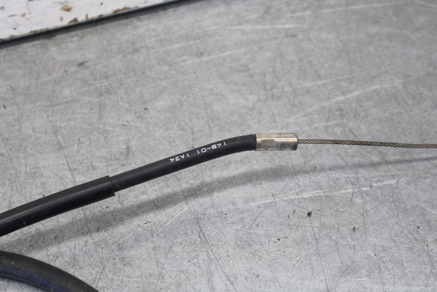 09-14 YAMAHA YZF R1 CLUTCH CABLE LINE BB696