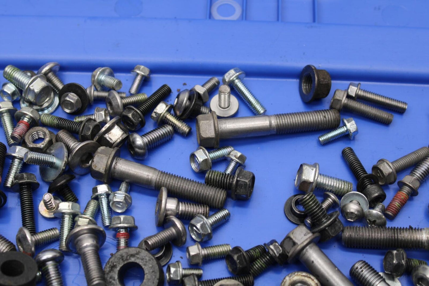 20 KAWASAKI Z400 ER400 ABS MISCELLANEOUS BOLTS, SCREWS AND HARDWARE BB586