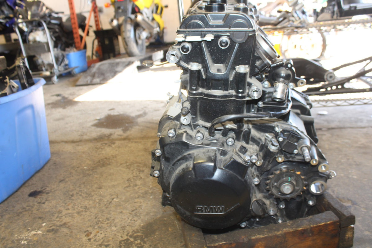 20-23 BMW F900R ENGINE MOTOR BB923