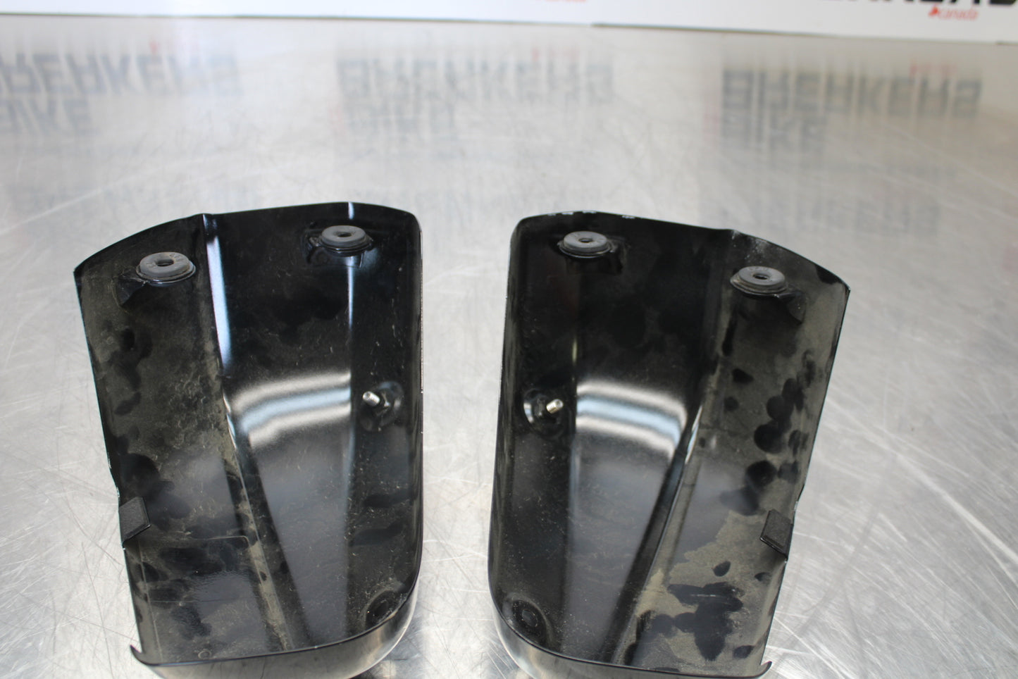 09 YAMAHA ROYAL STAR XVZ1300TF VENTURE SIDE COVER PANEL COWL FAIRING SET  BB151 
