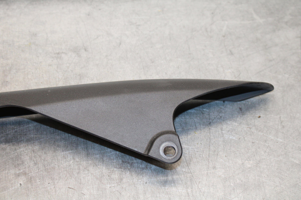 19-23 KAWASAKI NINJA ZX6R REAR BACK DRIVE CHAIN GUARD COVER SHIELD BB749