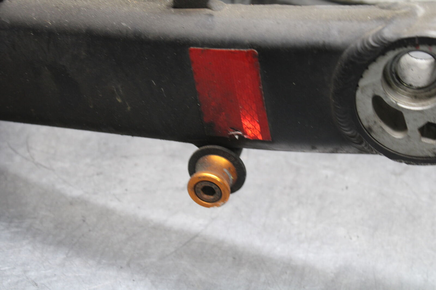 12-13 KAWASAKI Z1000 REAR SWINGARM BACK SUSPENSION SWING ARM BB743