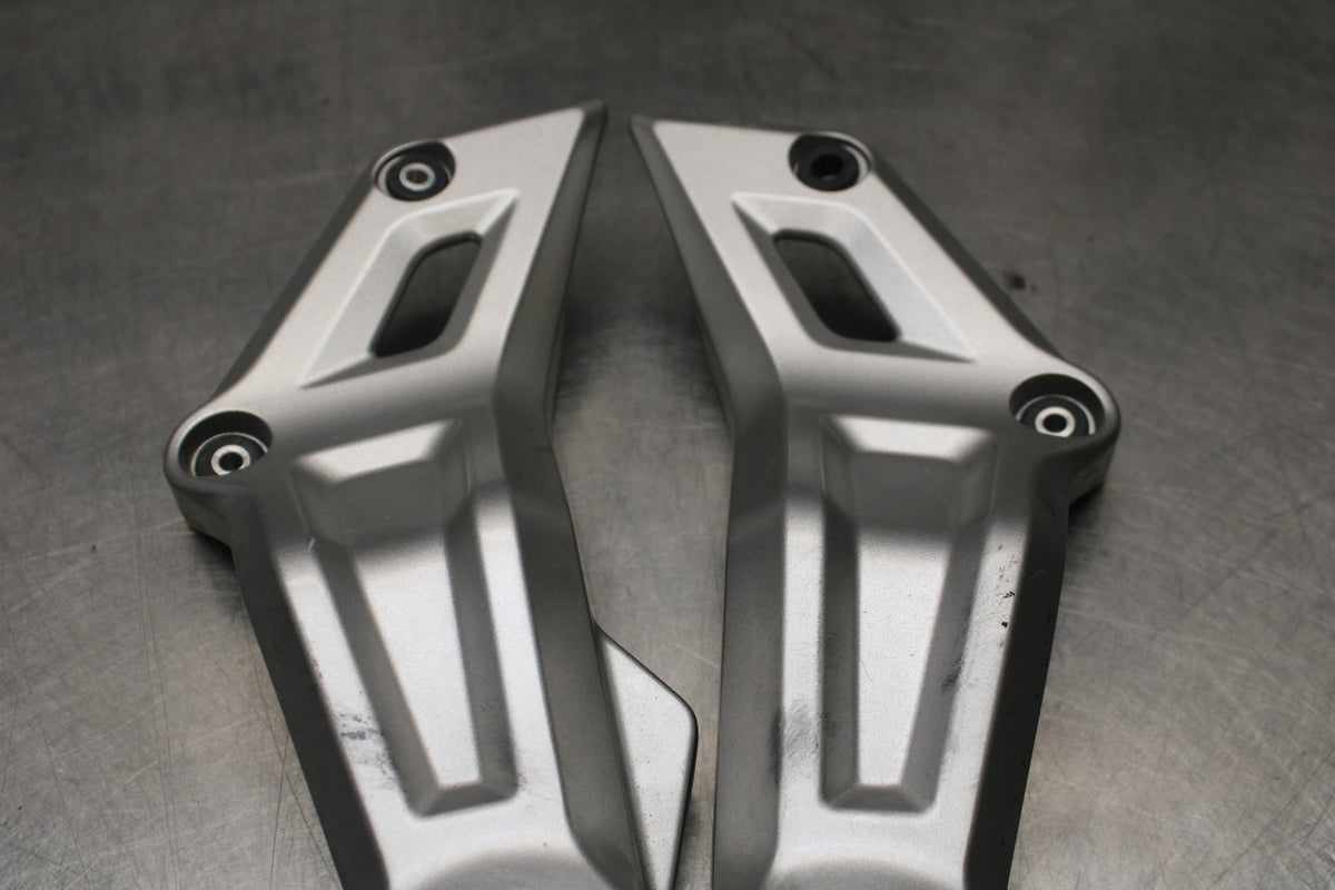 14-17 YAMAHA FZ07 RIGHT LEFT FRAME MID SIDE COVERS COWLS PANELS TRIM BB766