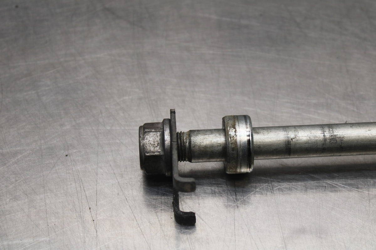13-15 HONDA CBR500R REAR AXLE BACK WHEEL RIM PIVOT BOLT AXEL BB834