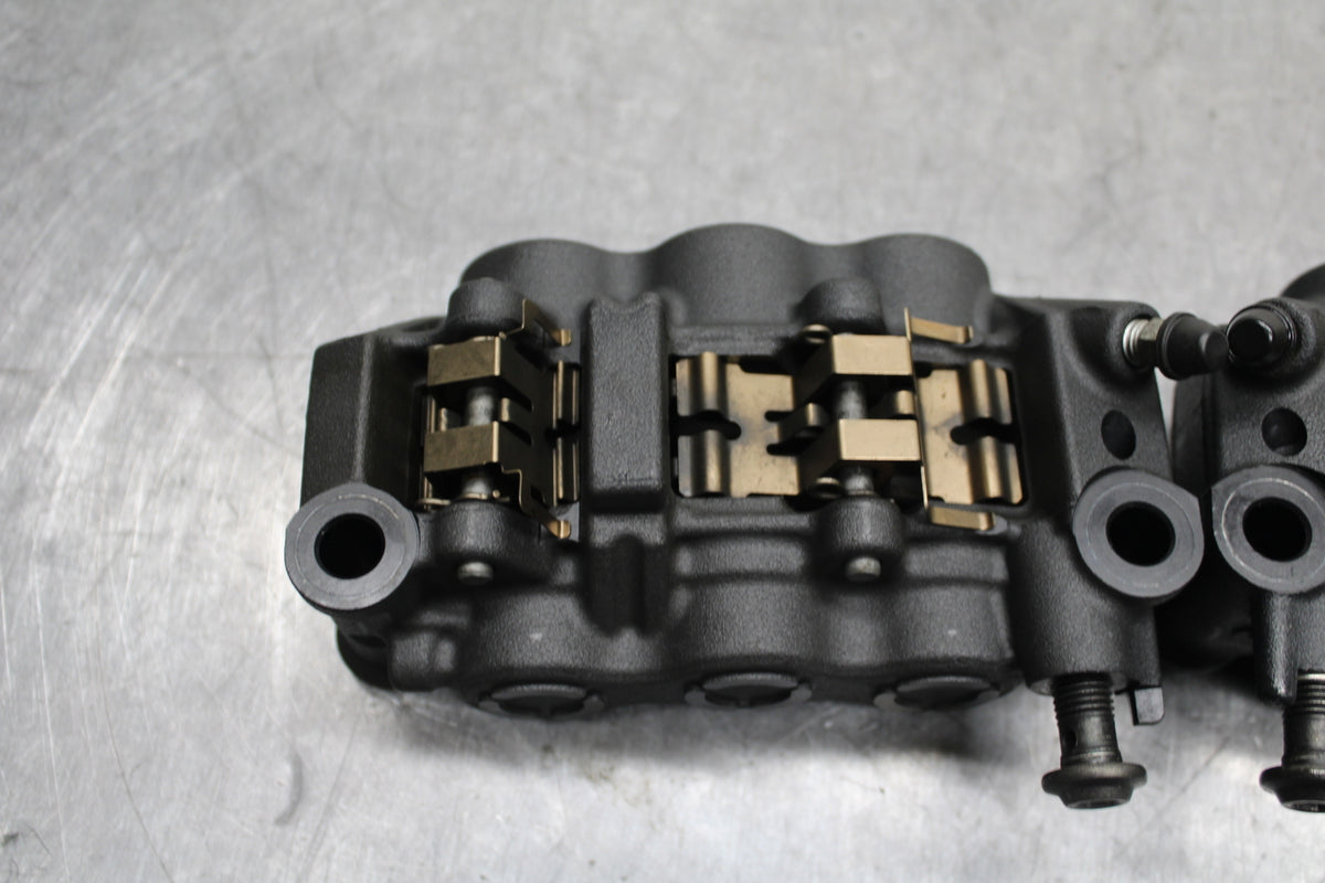 09-14 YAMAHA YZF R1 RIGHT LEFT FRONT BRAKE CALIPER SET PAIR CALIPERS BB119