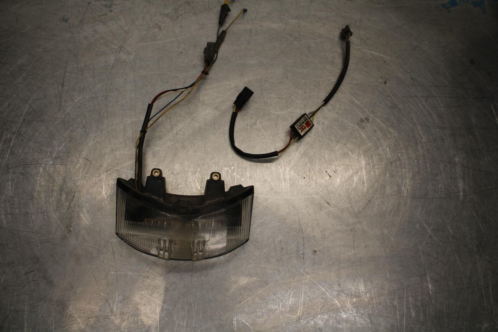 06-07 TRIUMPH DAYTONA 675 DAYTONA 675 AFTERMARKET REAR TAIL TAILLIGHT BACK BB441