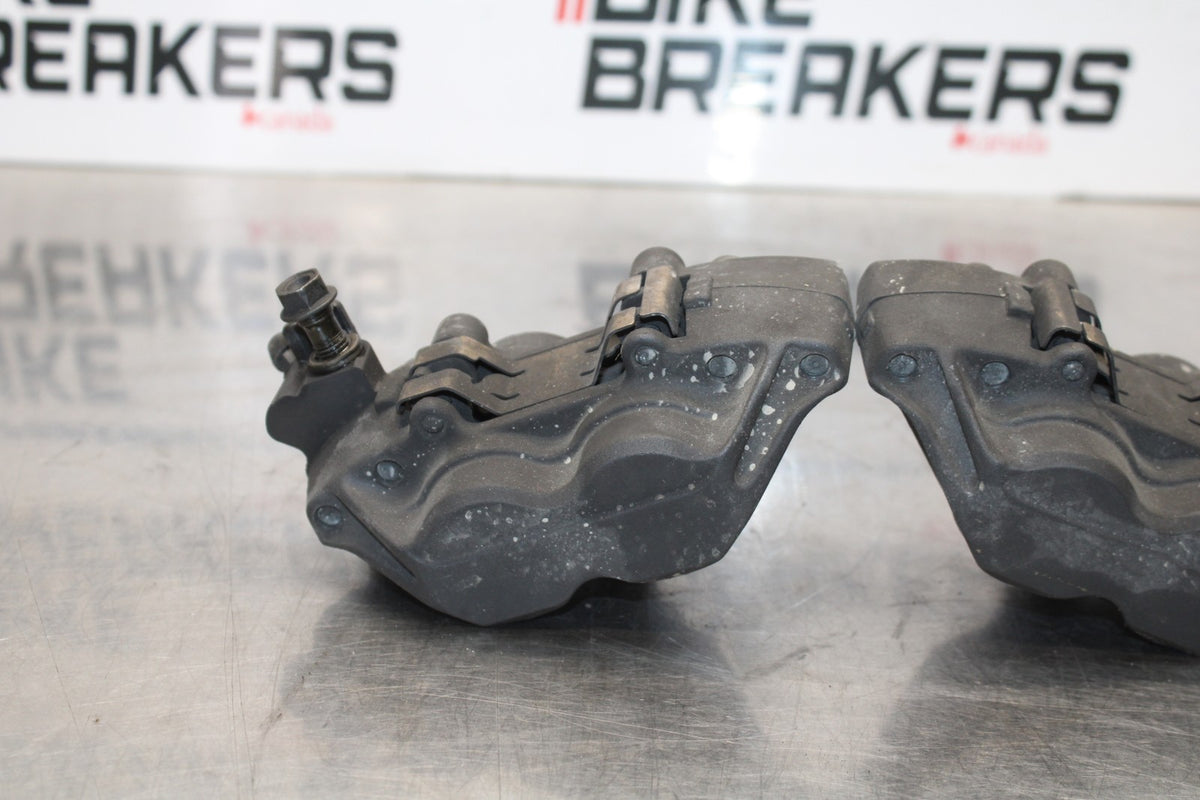 01-06 HONDA CBR600F4I RIGHT LEFT FRONT BRAKE CALIPER SET PAIR CALIPERS BB185