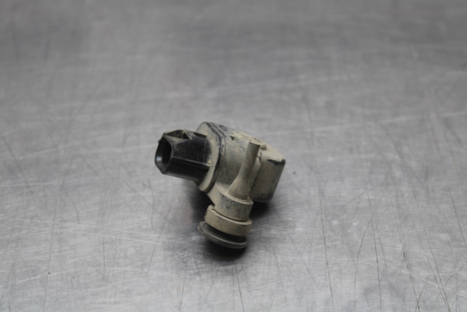 09-10 KAWASAKI ER-6N TIP OVER BANK ANGLE CRASH SENSOR SWITCH  BB205