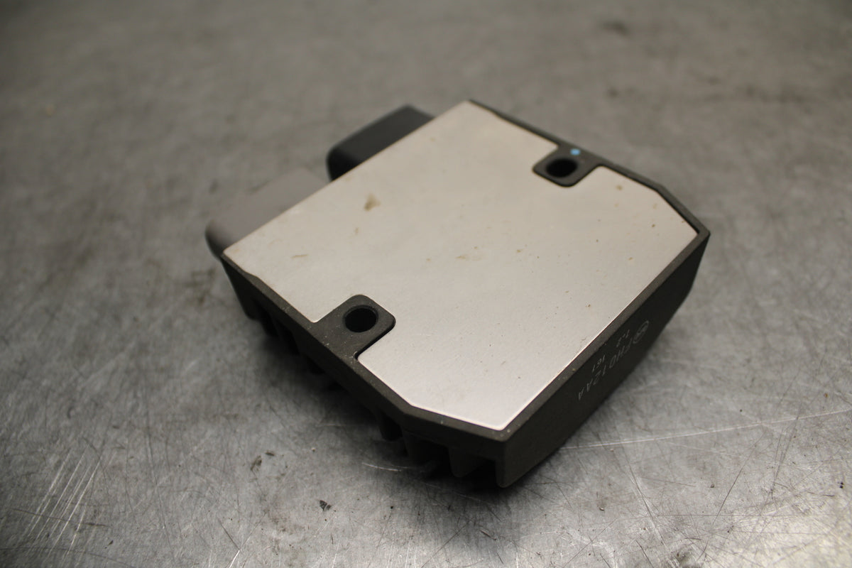 07-08 YAMAHA YZF R1 RECTIFIER VOLTAGE REGULATOR  BB675