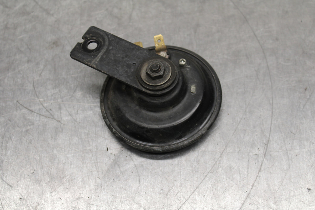 12-13 KAWASAKI Z1000 HORN SIGNAL BB743