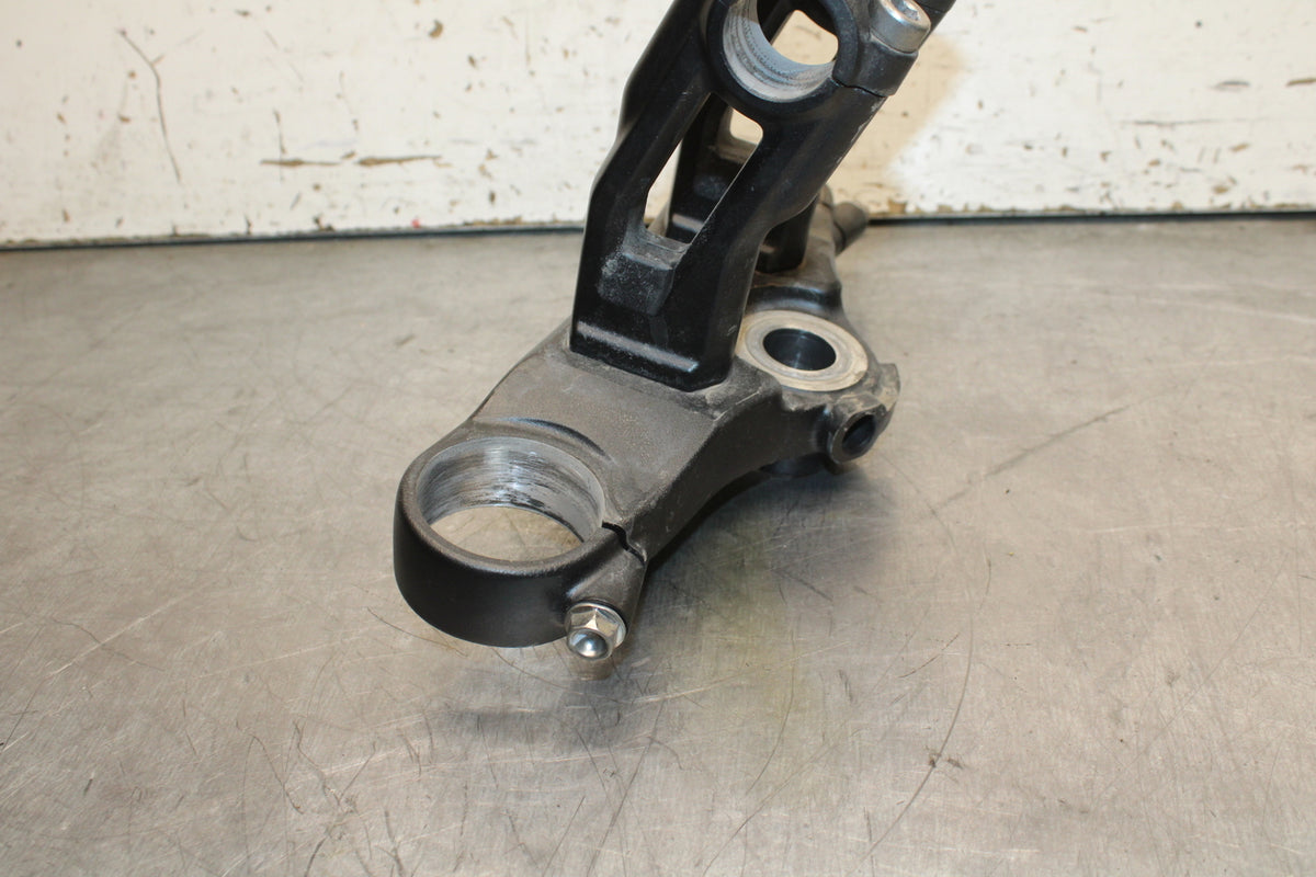 14 HONDA CTX1300A FORKS UPPER TRIPLE TREE CLAMP BB732
