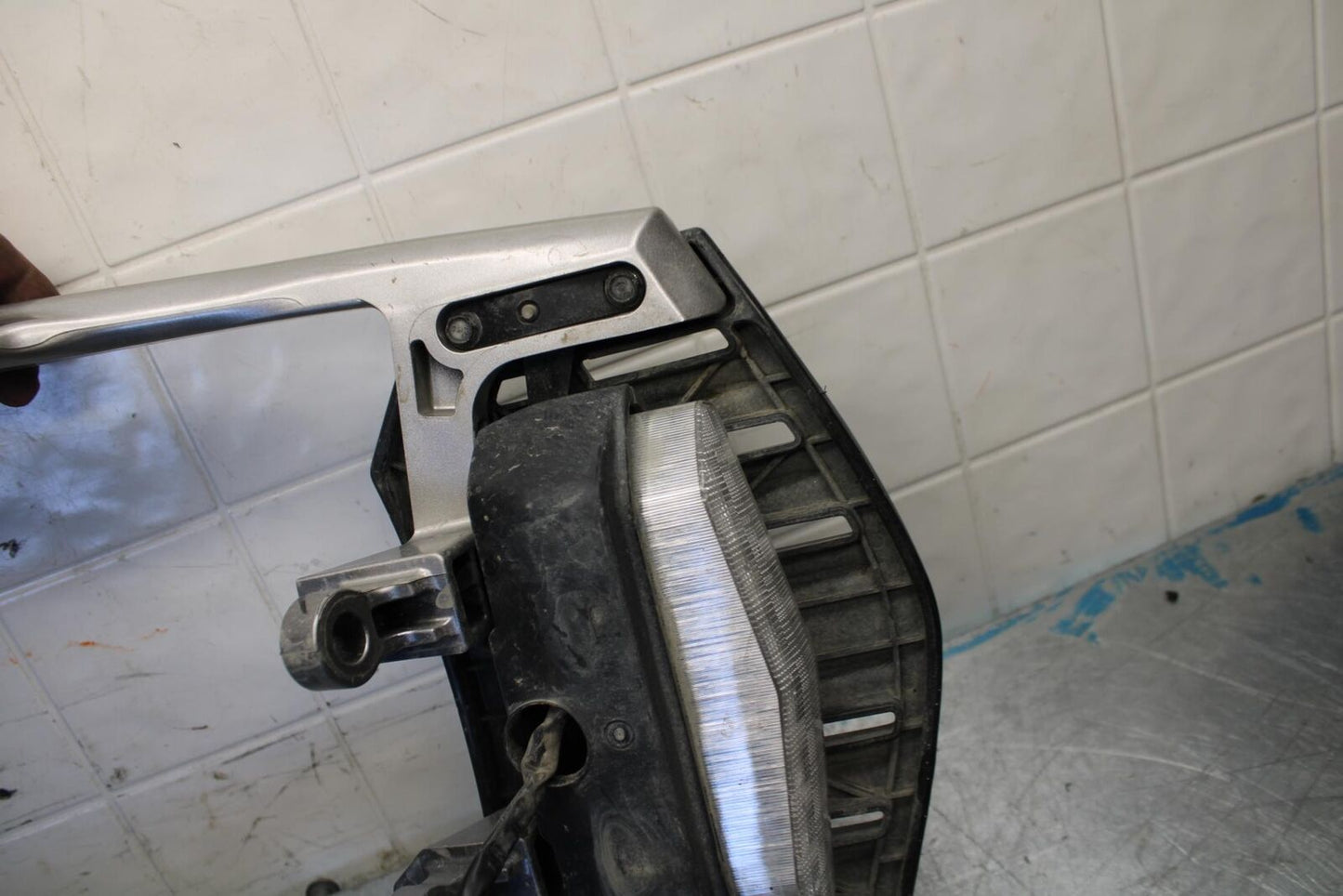 07-08 KAWASAKI CONCOURS 1400 ABS REAR RACK BACK GRAB BB449