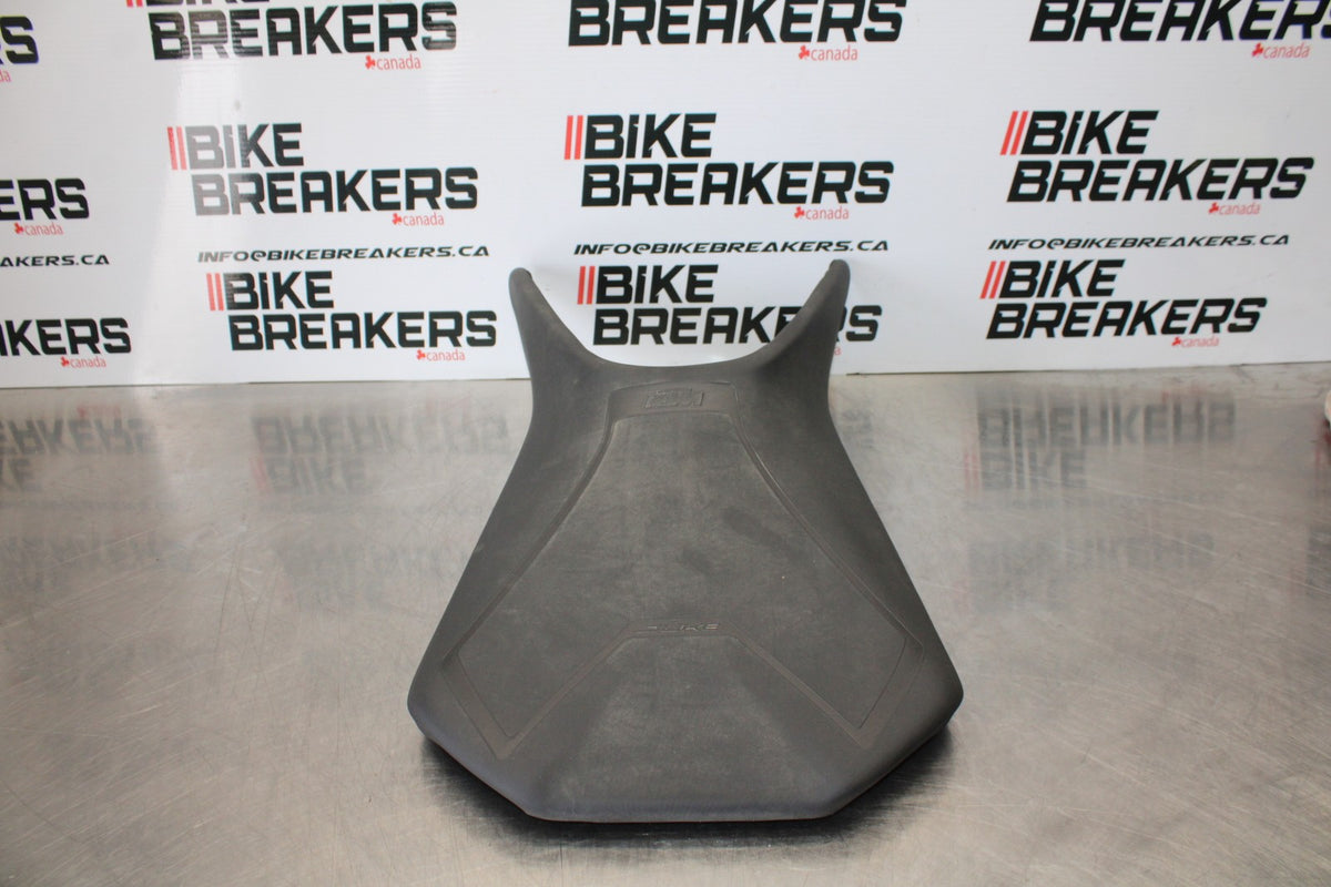 17-22 KTM 390 DUKE FRONT DRIVERS SEAT PAD SADDLE PILLION BB180