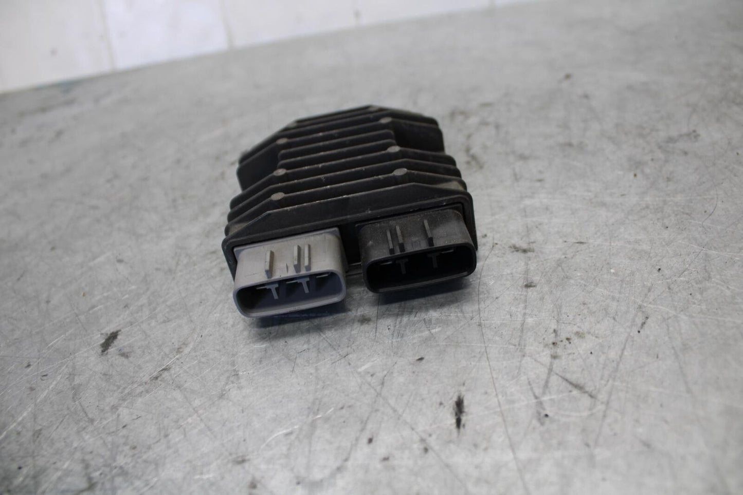 06-07 KAWASAKI NINJA ZX14R RECTIFIER VOLTAGE REGULATOR bb433