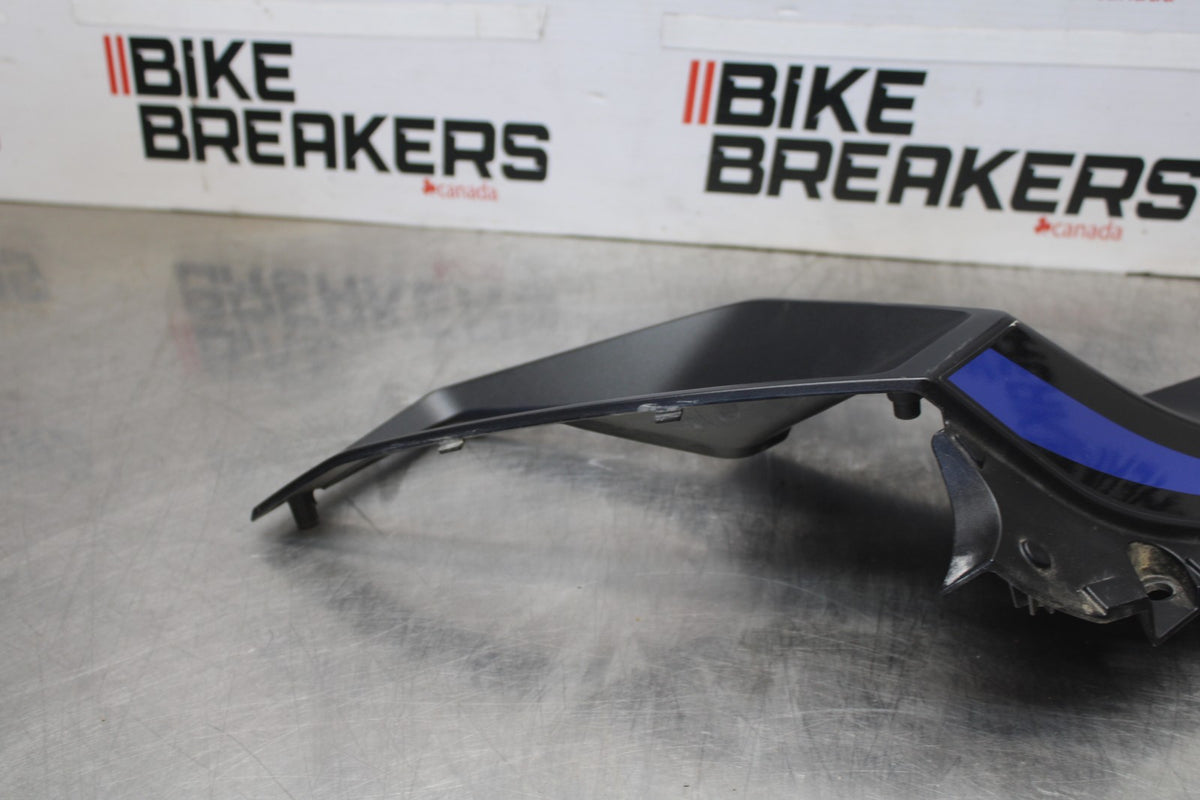 24-25 KAWASAKI NINJA 500 ABS LEFT MID UPPER SIDE FAIRING COWL PLASTIC BB899