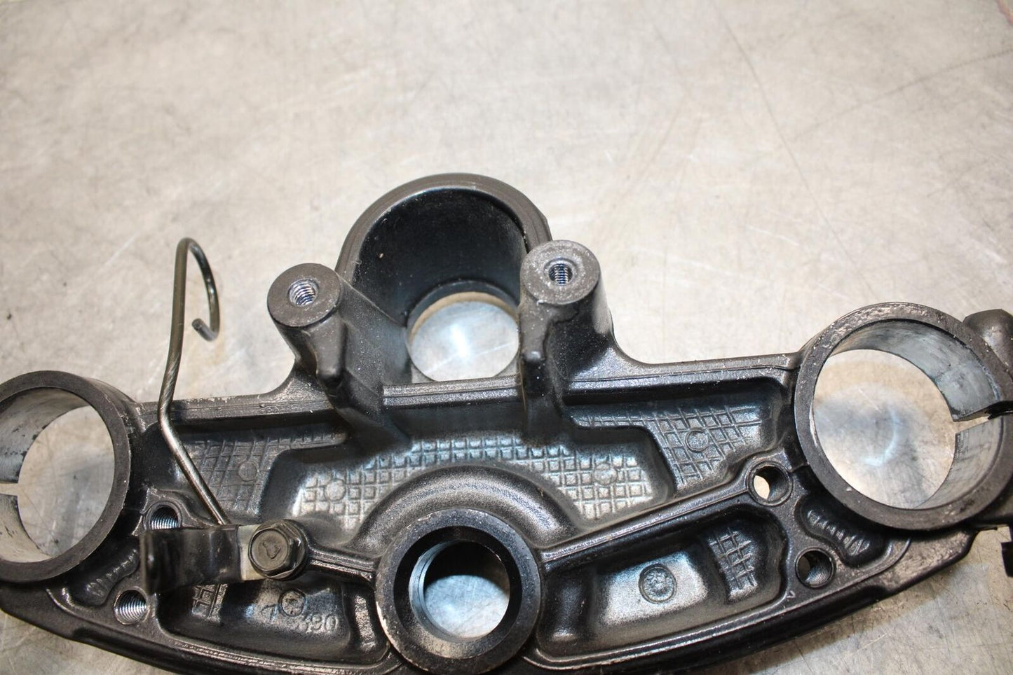 2001 Kawasaki Ninja ZX6 ZX600E FORKS UPPER TRIPLE TREE CLAMP BB547