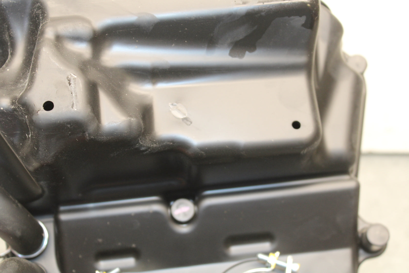 18-23 KAWASAKI NINJA 400 AIRBOX AIR INTAKE FILTER BOX BB660