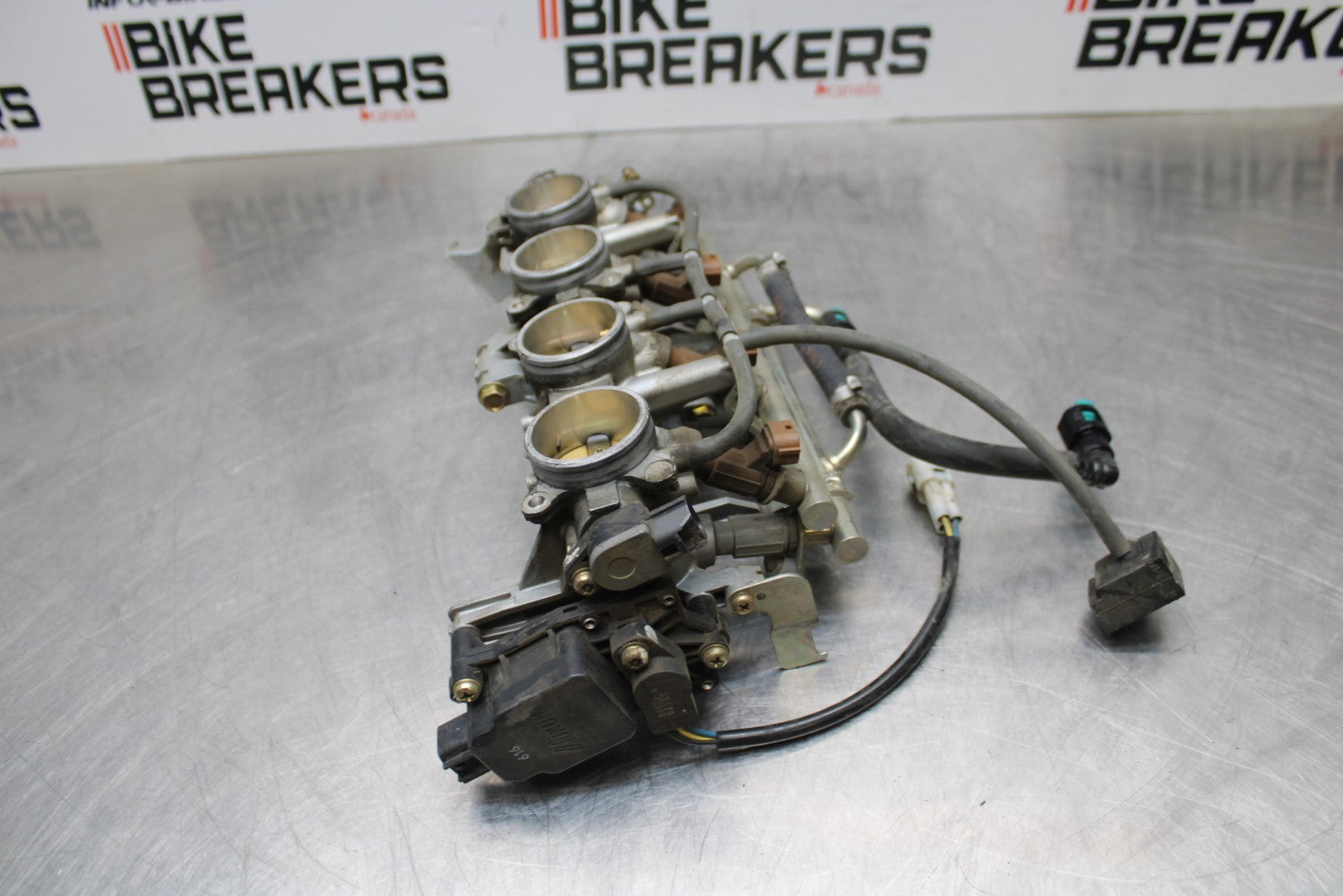 06-07 SUZUKI GSXR 600 MAIN FUEL INJECTORS / THROTTLE BODIES BB178