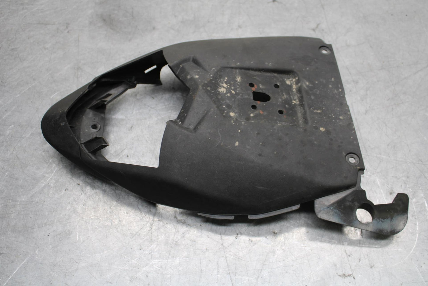 2009 Kawasaki Ninja ZX6R ZX600R REAR TAILLIGHT BRAKE LIGHT TRIM  BB548