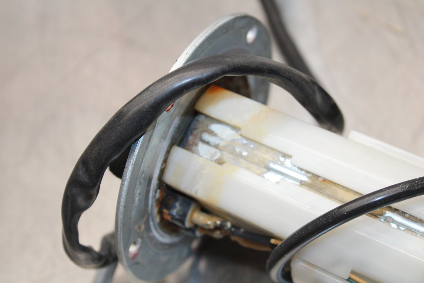 13-18 KAWASAKI NINJA ZX6R FUEL PUMP GAS PETROL SENDER UNIT BB143