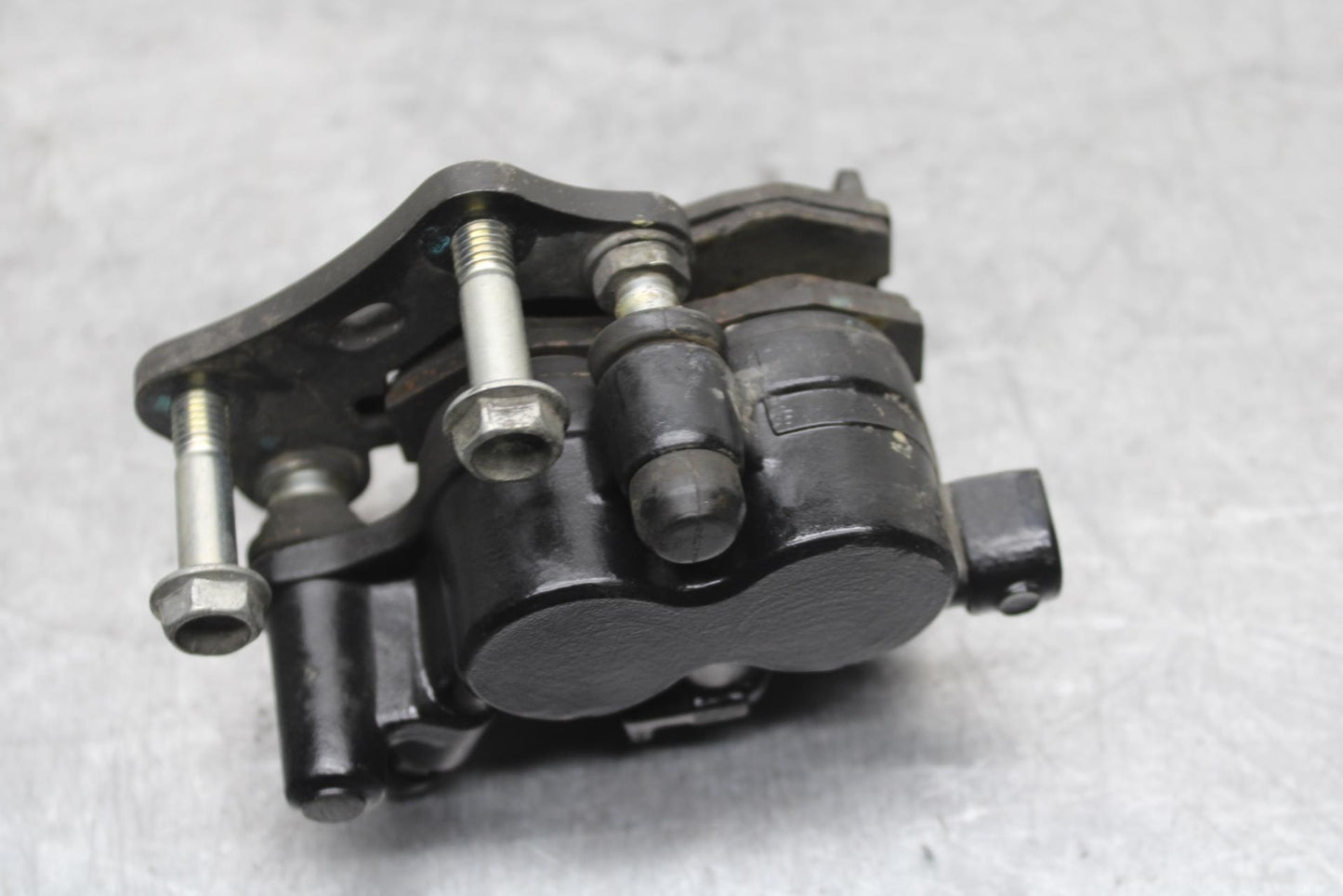 15-16 KAWASAKI EX300 FRONT BRAKE CALIPER BB635