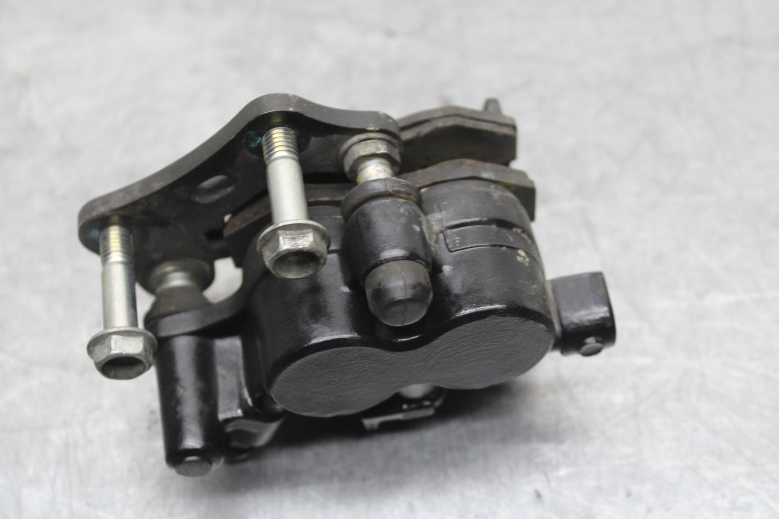 15-16 KAWASAKI EX300 FRONT BRAKE CALIPER BB635