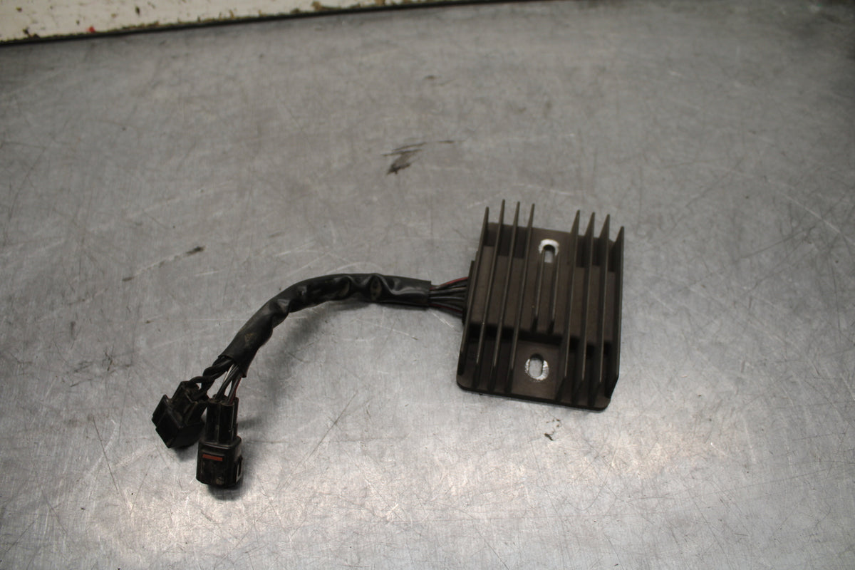 08-09 SUZUKI GSXR600 RECTIFIER VOLTAGE REGULATOR BB728
