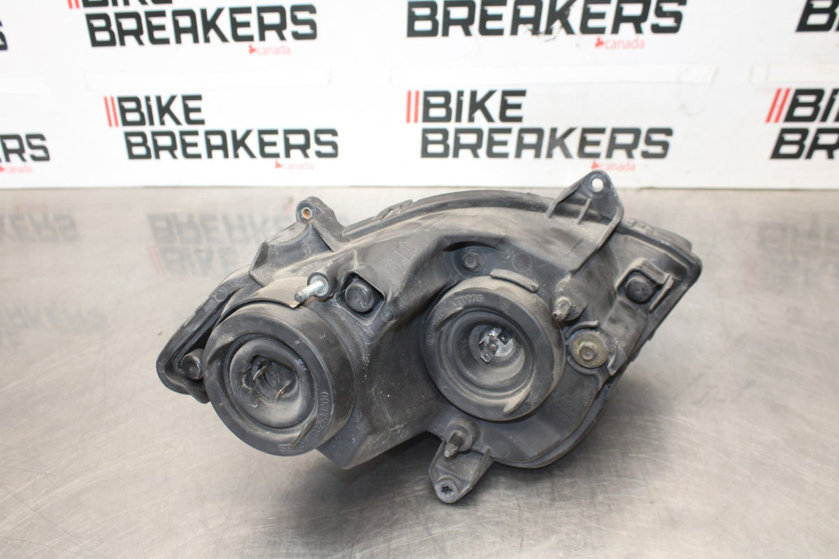 06-07 HONDA INTERCEPTOR 800 VFR800 FRONT LEFT HEADLIGHT HEAD LIGHT LAMP BB917