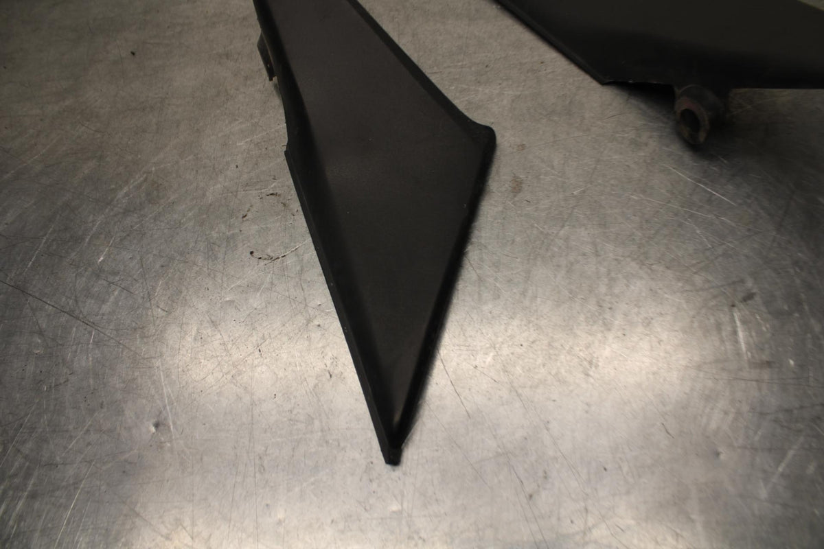 03-04 HONDA CBR600RR RIGHT LEFT FRONT SIDE SEAT PANELS TRIMS COWLS  BB614