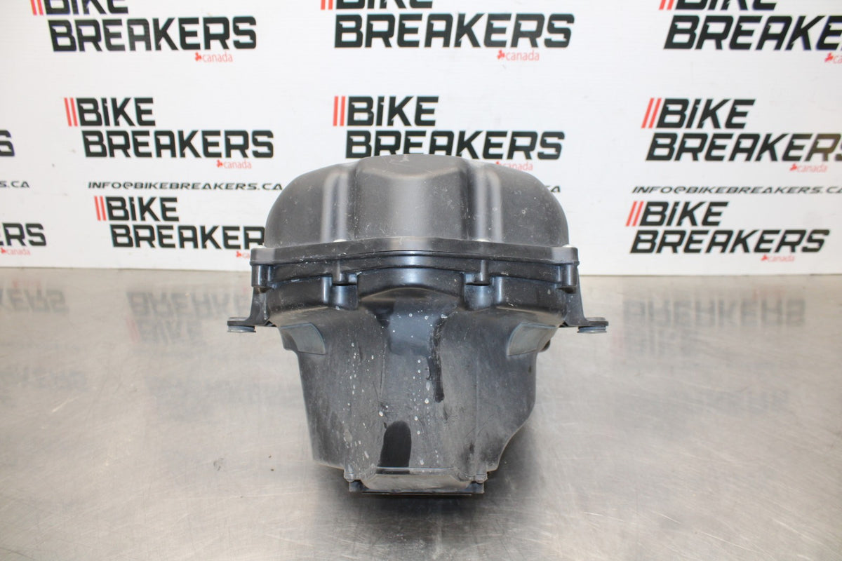 18 YAMAHA SUPER TENERE AIRBOX AIR INTAKE FILTER BOX BB832