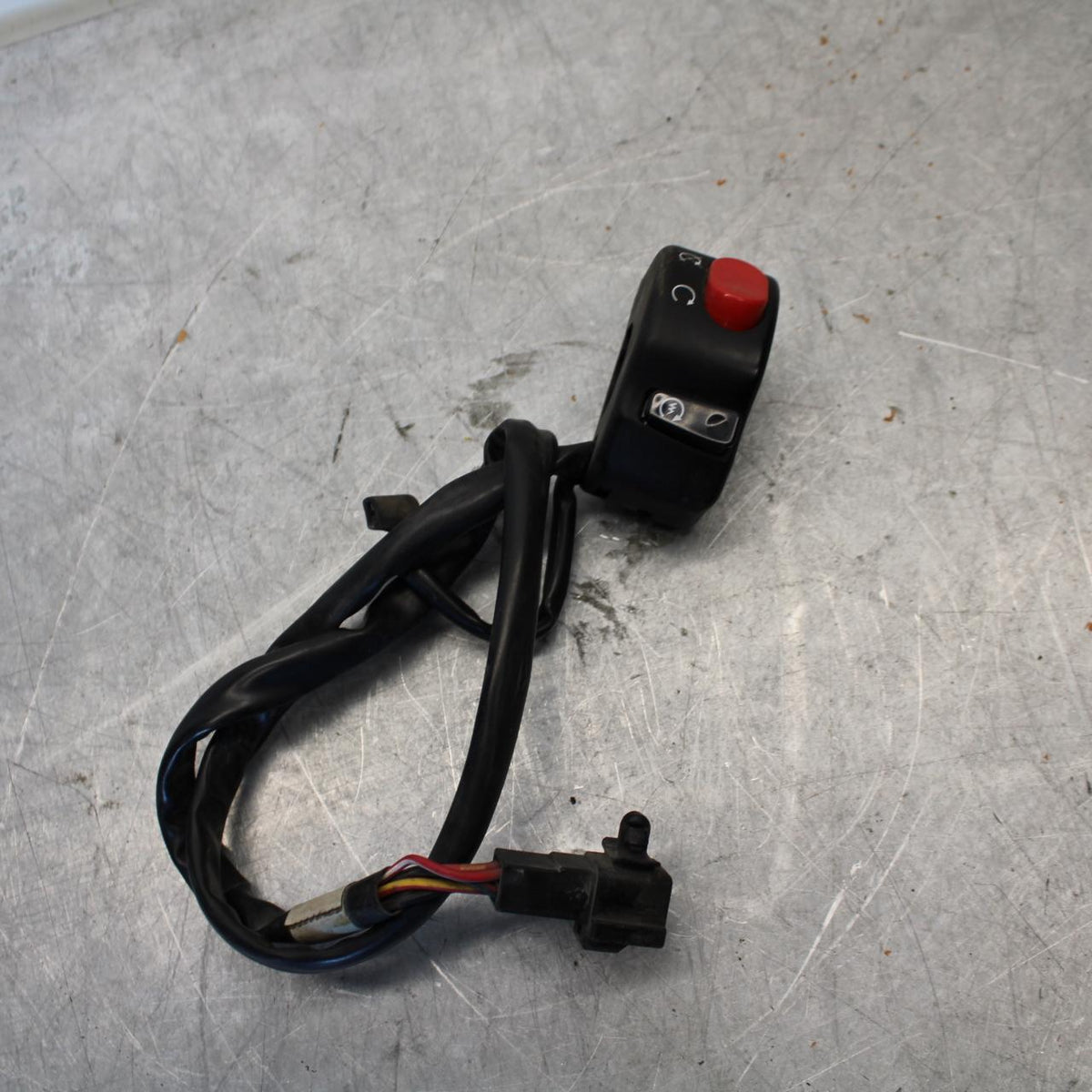 2006 Triumph Daytona 675 Triple RIGHT CLIP ON HANDLE KILL OFF START SWITCH BB434