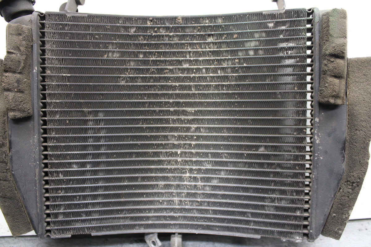 03-05 YAMAHA YZF R6  ENGINE RADIATOR MOTOR COOLER COOLING RADIATER BB751