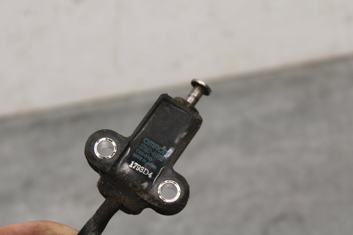 04 SUZUKI INTRUDER 800 KICKSTAND SIDE KICK STAND SENSOR BB758