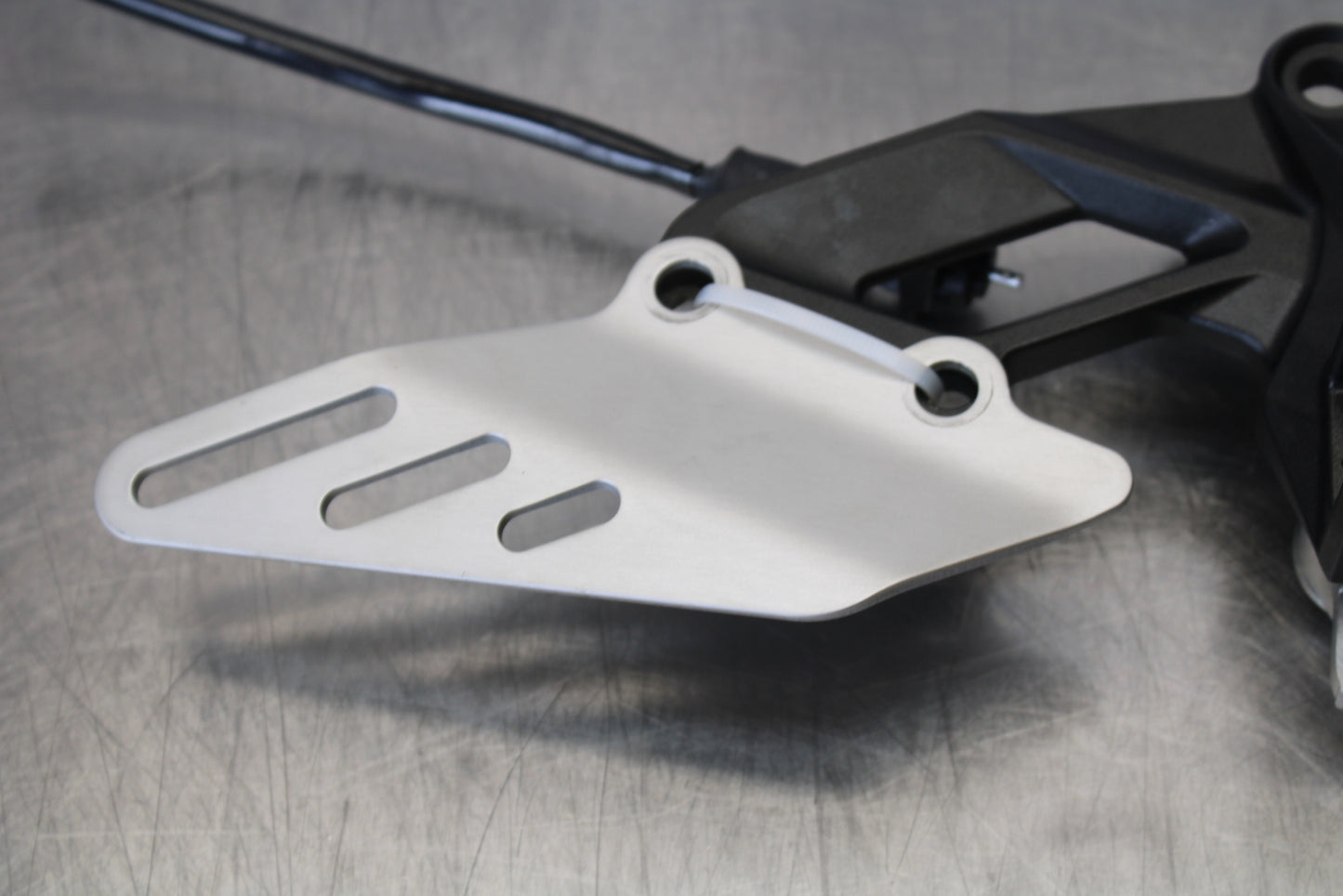 23-24 KAWASAKI NINJA ZX14R RIGHT REARSET REAR SET DRIVER FOOT PEG STOP BB169