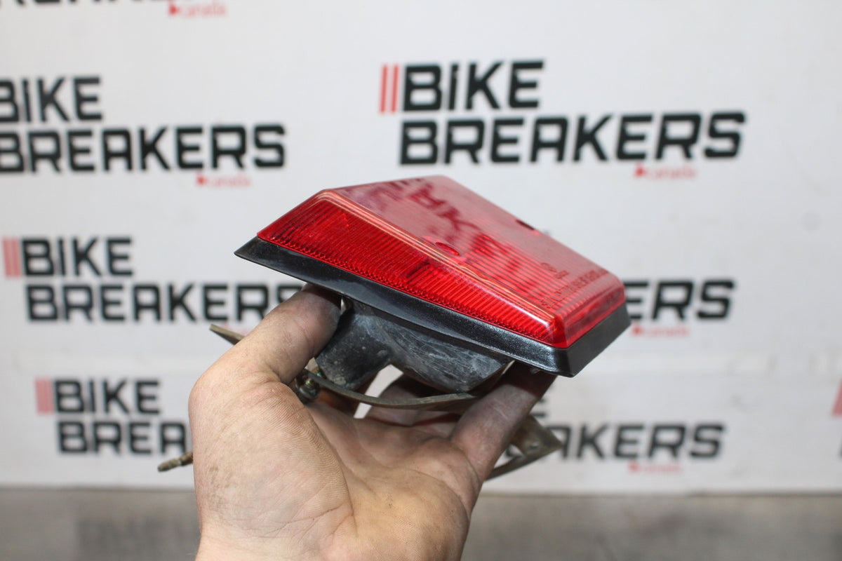 06 KAWASAKI KLR650 REAR TAIL TAILLIGHT BACK BRAKE LIGHT BB919